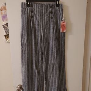 Size L dress pants
